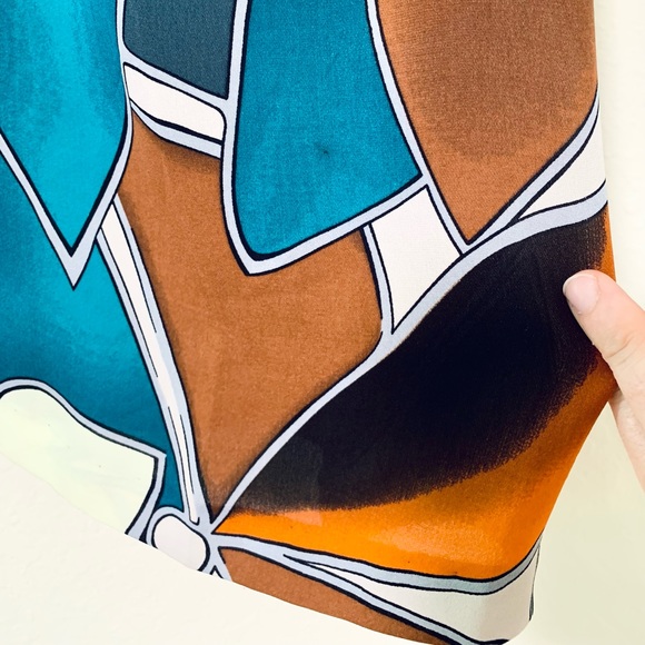 Diane Von Furstenberg silk wrap dress - Picture 9 of 9